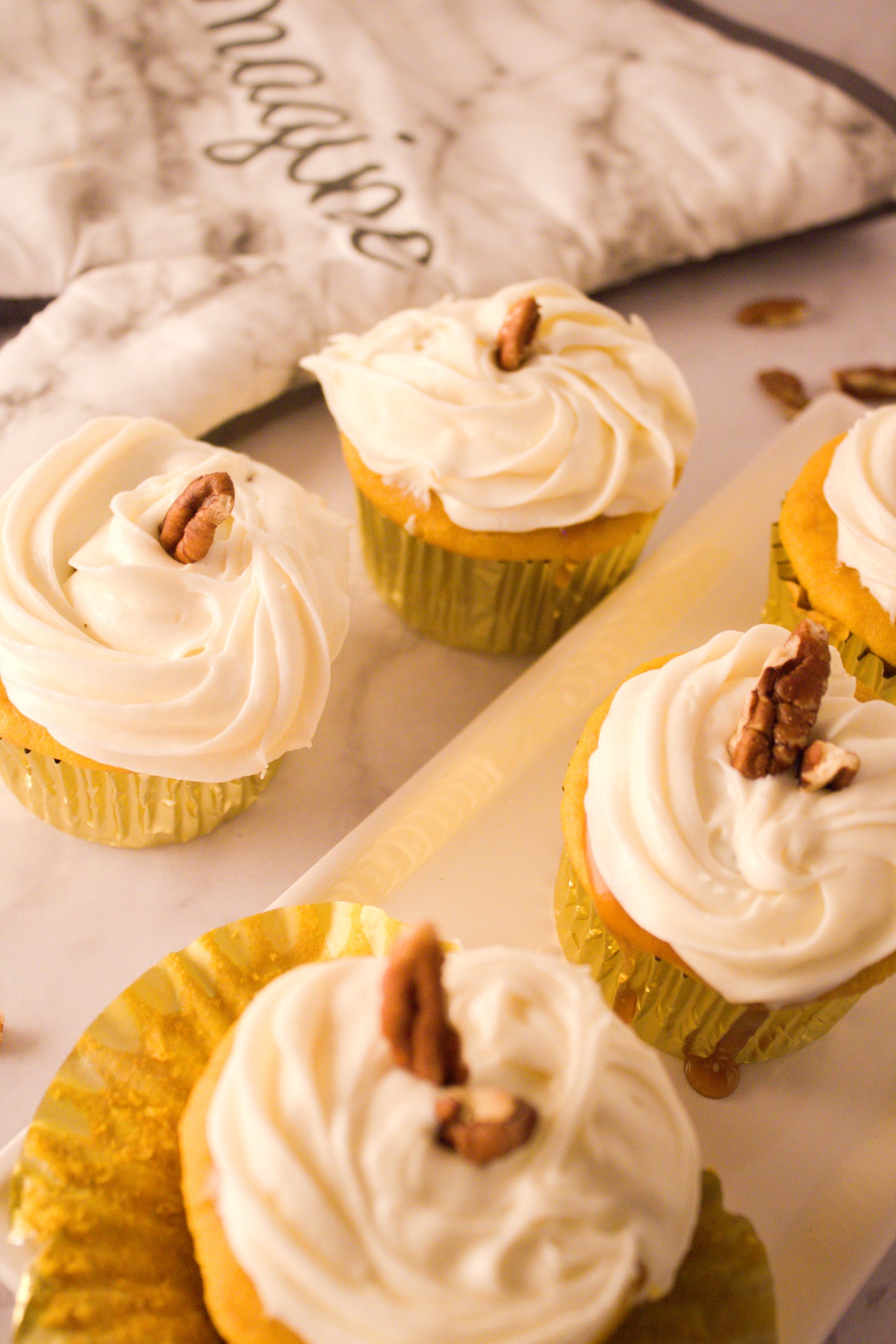 Maple Pecan Cupcakes [Semi-Exclusive] - Set 5