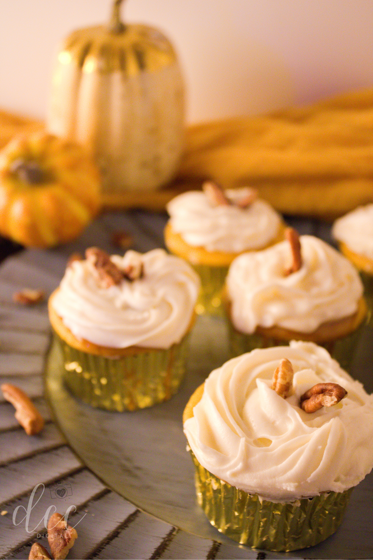 Maple Pumpkin Pecan Cupcakes [Semi-Exclusive] - Set 2